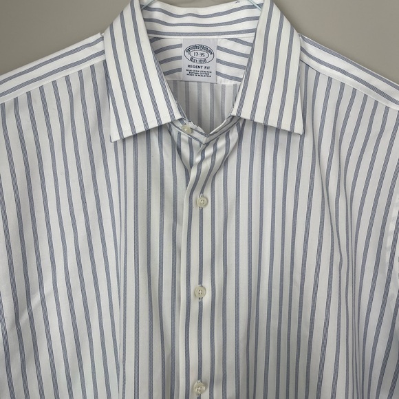BROOKS BROTHERS BUTTON DOWN SHIRT - Picture 2 of 6